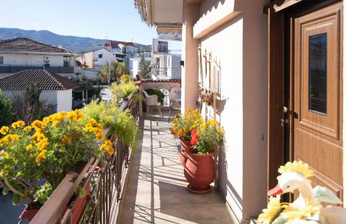 Sunrise Suite Olympiada - Luxury Beachfront Escape - Photo 26