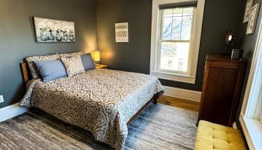 CRAFTSMAN UPSTAIRS with impressive attic! - Foto 2