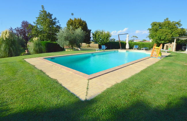 Inviting Cottage in Marsciano With Private Terrace - Foto 1