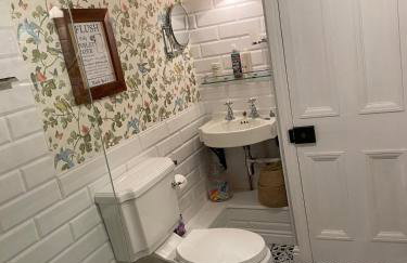 The Old Scullery - Photo 13