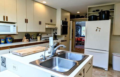 Crosby Waterfront Cottage sleeps 8 family beach 1dog Acadia - Foto 37