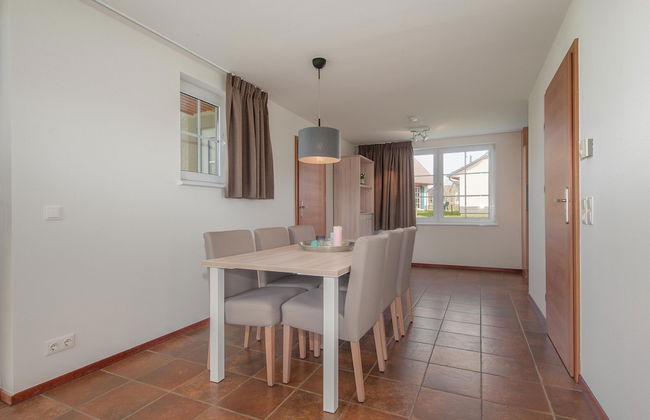 Restyled Villa with Washing Machine near River Moselle - Foto 9