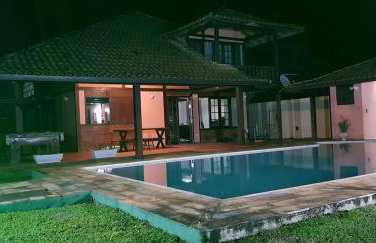 Casa com piscina e churrasqueira • Cabo Frio Ogiva - Foto 2