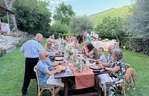 Exclusive Spoleto Country Park Pool Park Activities Mountain View Sleeps 28 - Foto 3