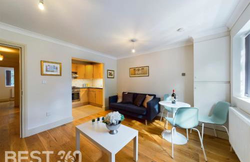 Redhill town centre apartment by Livingo - Foto 1