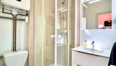 A605 Studio Auxerre avec parking - Foto 5, Shower