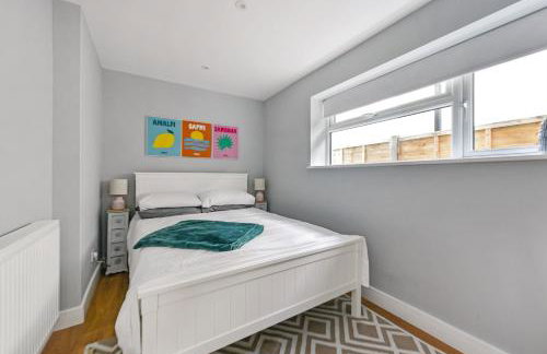 East Winds, West Wittering - Photo 14