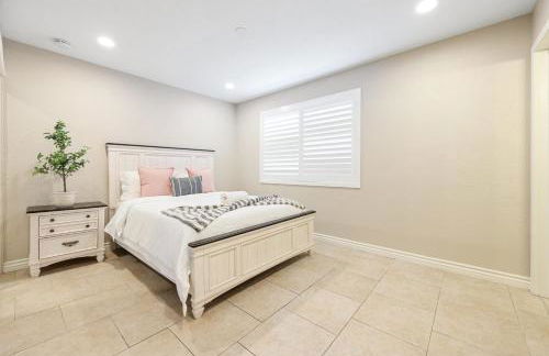 2 Homes in 1 Sleeps 18 10 Min to Zoo and Beach - Foto 7