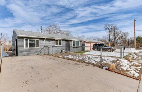 Covered Patio, Gas Grill and Yard Sheridan Home! - Foto 23