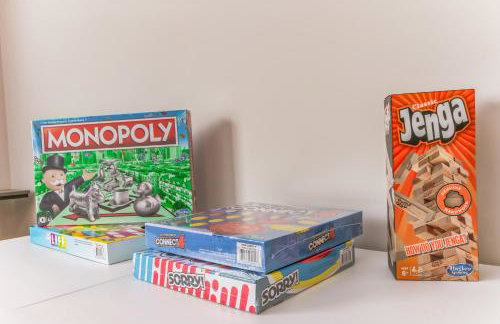 Country Haven - Hot Tub & Pool! Game Room, King Beds, Mins 2 dwtn - Foto 51