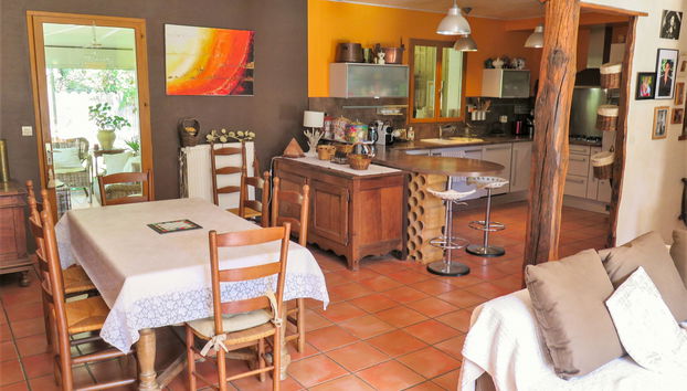 Taste Rebire - Foto 4, Kitchen / Dining Room