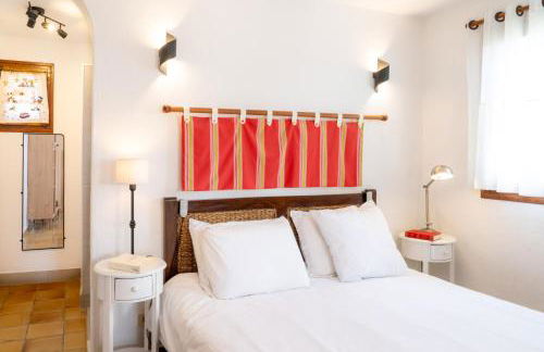 Villa Lazuel, piscine privée chauffée, vue panoramique et jardin clos - Foto 41