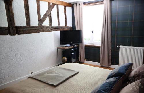 La Bretonnerie Luxury villa with pool & jacuzzi in a equestrian estate - Photo 19