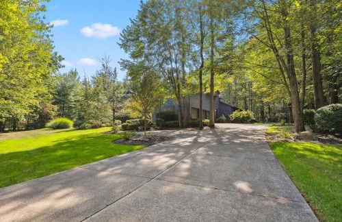 Great Group Getaway: Games Galore + Outdoor Oasis - Foto 5