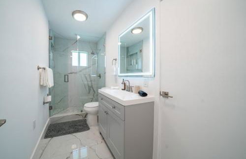 Two Neighboring Villas in The Heart of Miami - Foto 24