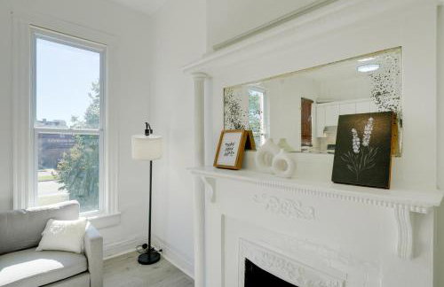 Walk to Churchill Downs Pet-Friendly Retreat! - Foto 6