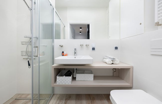 Platinium Apartments by Renters - Photo 30