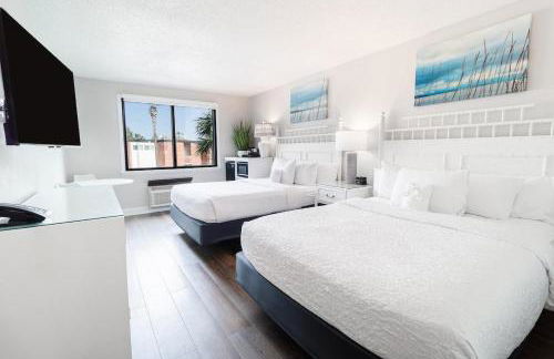 Beach Vibes with Great Amenities on the 2nd Floor - Foto 1