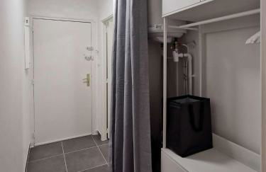 Jardin, terrasse, climatisation, à 5 minutes à pied des plages, commerces et animations - Photo 5