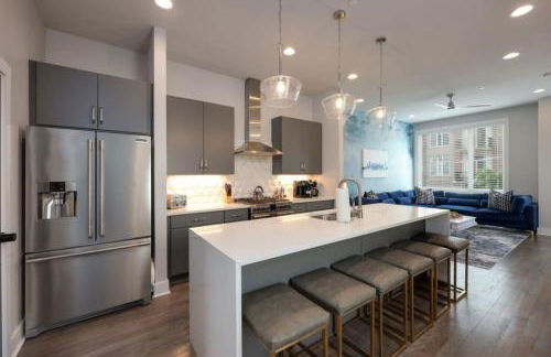 Sapphire Loft 4 Bedroom 4.5 Bath Rooftop Patio - Foto 12