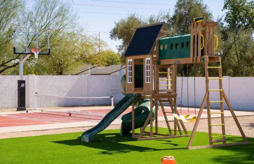 Sleeps 18 Private Pool & Hot Tub Playground - Photo 5