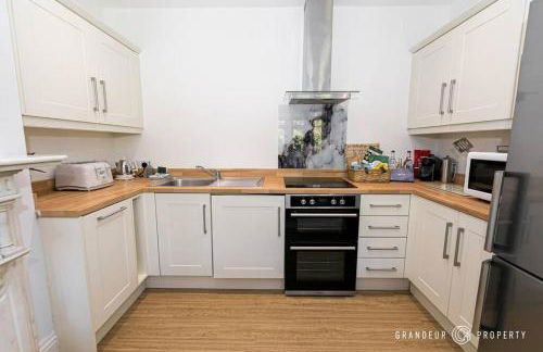 Central Park Suite by Grandeur Property - Photo 2