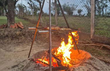 Casa de Campo ampla e confortavel em Araçoiaba da Serra com lareira, perfeita para o friozinho - Foto 51