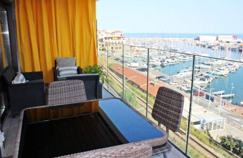 Elegante apt p4 pax a 1 min de la Playa con WiFI - Foto 13