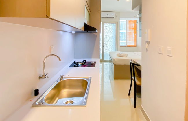 Cozy Stay Studio At Tamansari Iswara Apartment - Foto 12