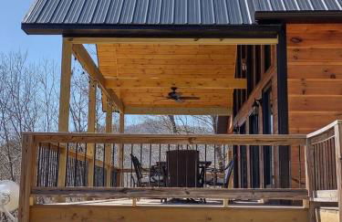 Peace of Heaven, Modern Chic Cabin, Majestic Mountain Views, Hot Tub, Fire Pit, Outdoor Games, Close to Town - Foto 53