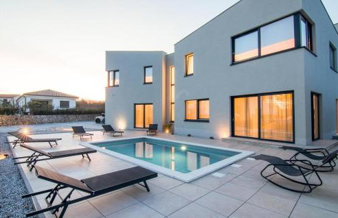 Nice Home In Krk With Sauna - Photo 1