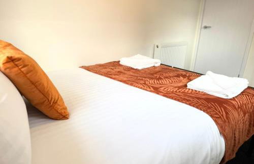 Entire 5 Bed New Home - Southampton Centre - 4BDRM - Foto 5