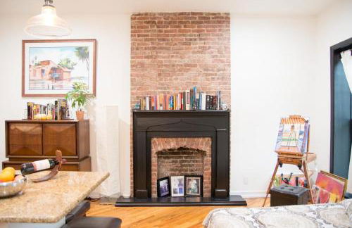 Historic 1869 Brownstone 15 min to NYC downtown - Foto 15