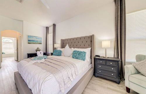 596 Modern 5 bed home overlooking beautiful golf course and conservation with Games room - Foto 26