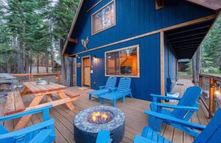 Minutes to Skiing & Lake Hot Tub, Fire Pit, Deck Indigo Owl by Avantstay - Foto 60