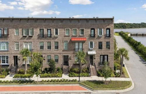 Downtown Riverfront Luxury, Steps to River Street - Foto 5