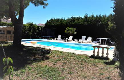 Gîte 3 étoiles 300m plage piscine privée grand jardin - Foto 5