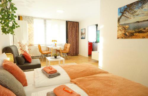 RELAX - ORANGE mit Pool und Sauna - Foto 15