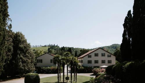 Relais Roncolo 1888 - Small Luxury Hotels of the World - Photo 5, Garden