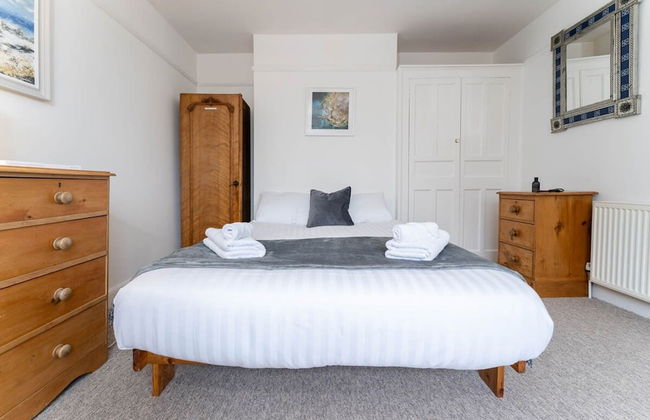 Host Stay Preston Park Apartment - Photo 8