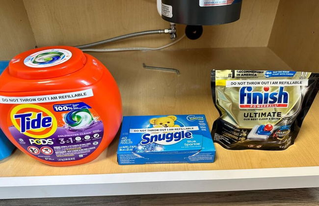 Cozy Walk up King Bed Fast Wifi - Foto 16