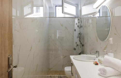 Family Villa Basilicata Gloria with Private Heated Pool, BBQ & Kid's Play Area - Foto 47