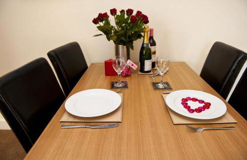 Harbourside Apartments with Private Parking - Foto 80