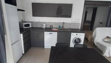 Large studio near medieval city - Photo 5