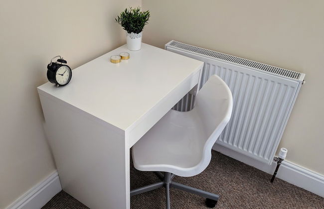 Pavilion House - Photo 8