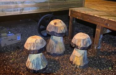 Chez Maurice Luxury Shepherds Hut with Bath and Hot Tub - Foto 19