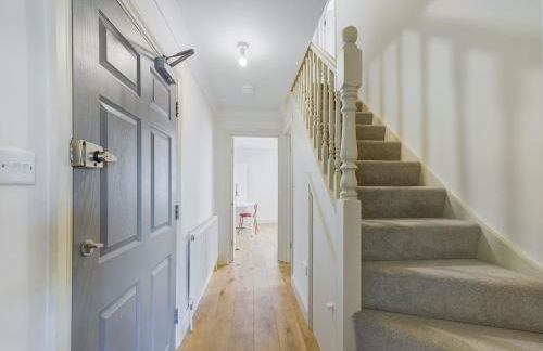 Duplex Redhill town centre Apt by Livingo Stays - Foto 7