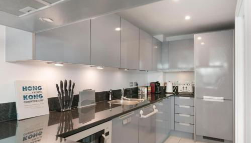 Beautiful Two-Bedroom Flat on the Riverside with Spectacular Views - Foto 2