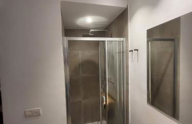 Piso céntrico de 3 habitaciones con terraza y vistas - Foto 17