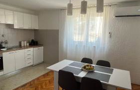 Ivan's Holiday Oasis - Foto 12